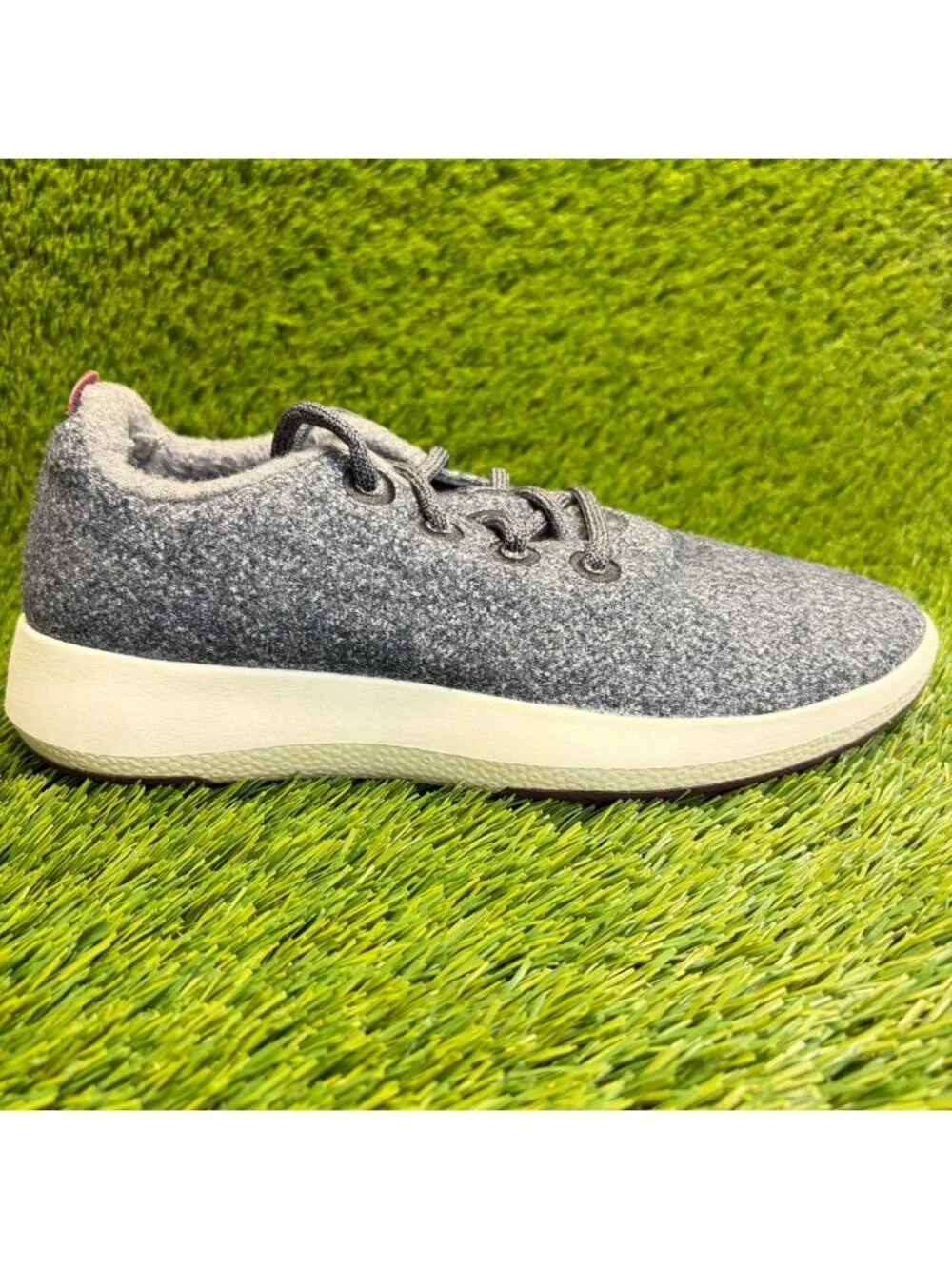 Allbirds Wool Runner Mizzles Womens Size 9 Gray Athletic Running Shoes Sneakers